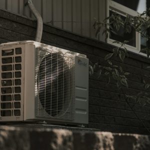 Ar condicionado split ou Ar condicionado de janela: qual é melhor?