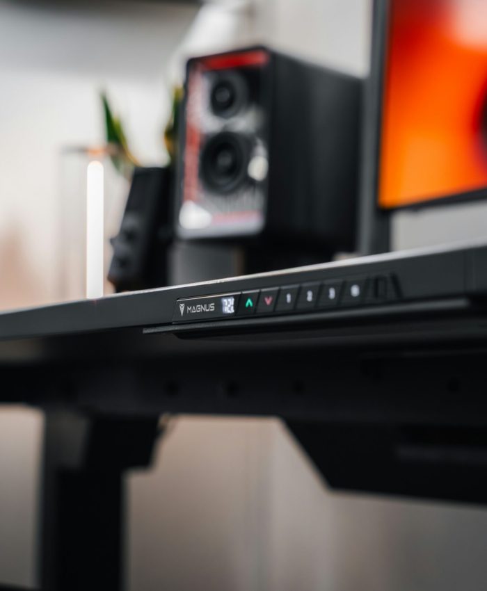 Mesa gamer com regulagem de altura vale a pena?